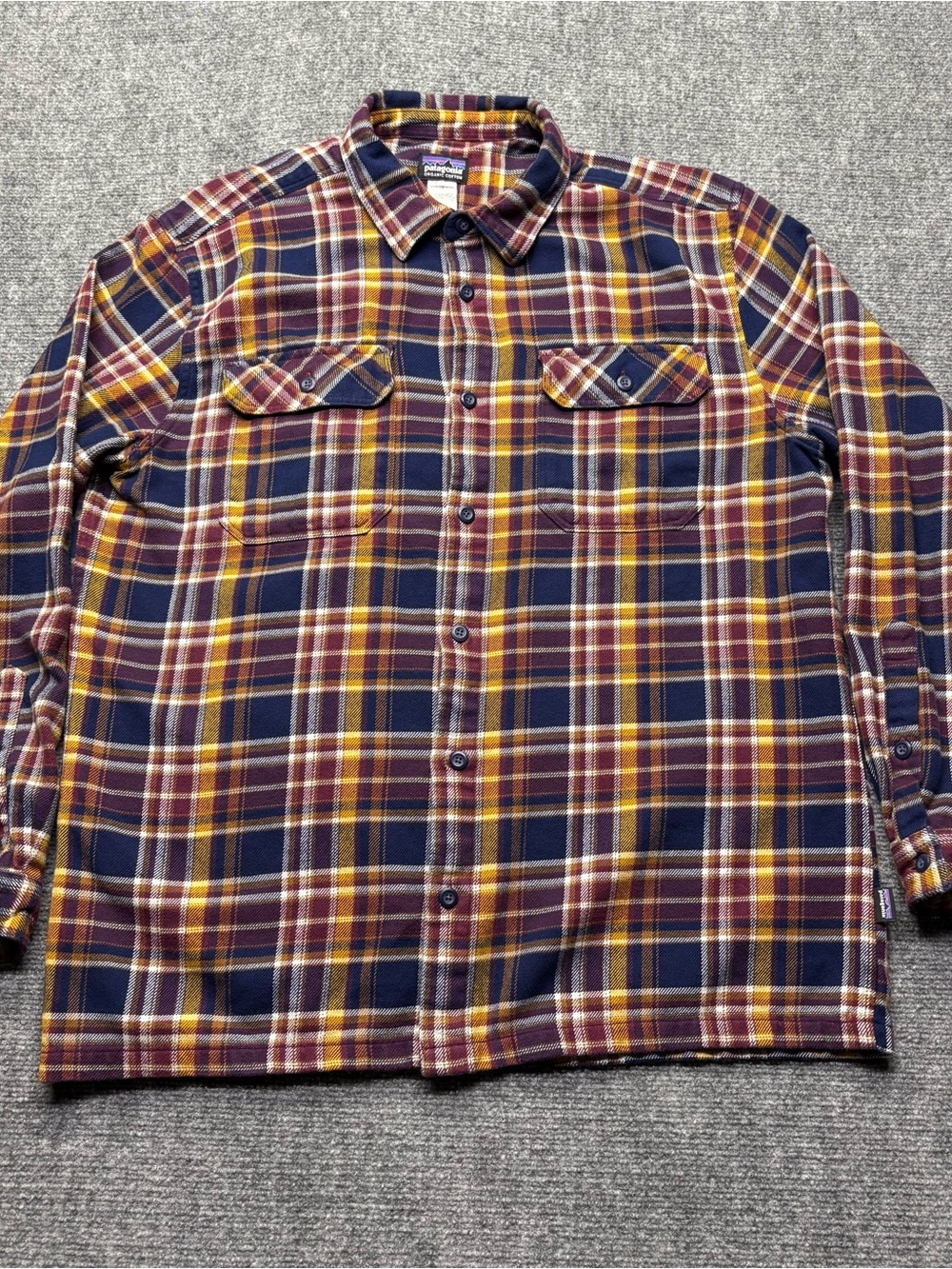 Patagonia Fjord Flannel Mens L Blue Plaid Button-Up Shirt Organic Cotton 53947 - Picture 2 of 8